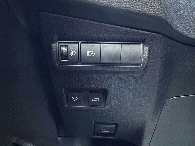 Toyota Corolla Cross 1.8 Hybrid Style - Allwetter, NAVI, LHZ, LED, PDC, SZ