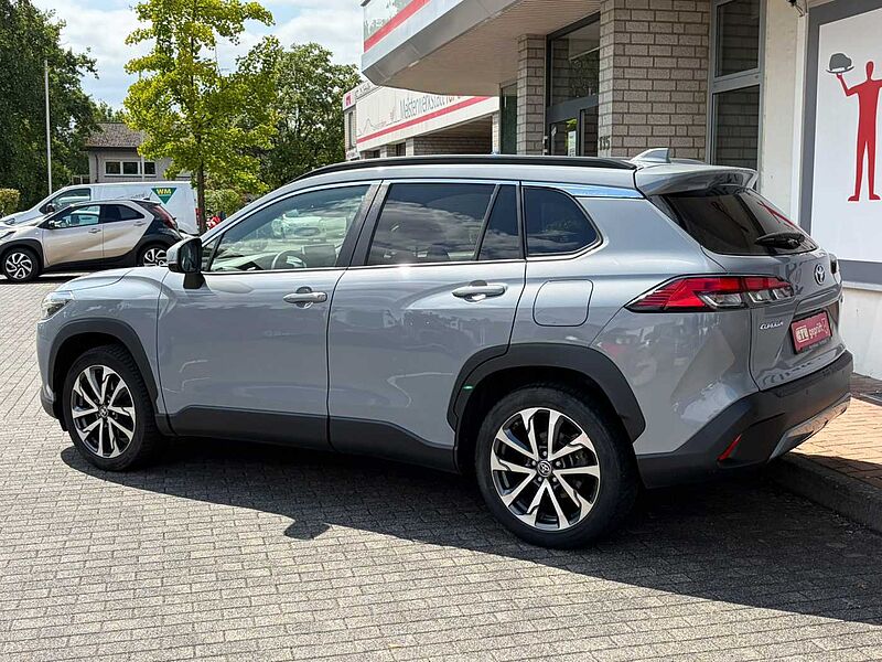 Toyota Corolla Cross 2.0 Hybrid Style 4x4 - Allwetter, LED, LHZ. , Navi. , .. .