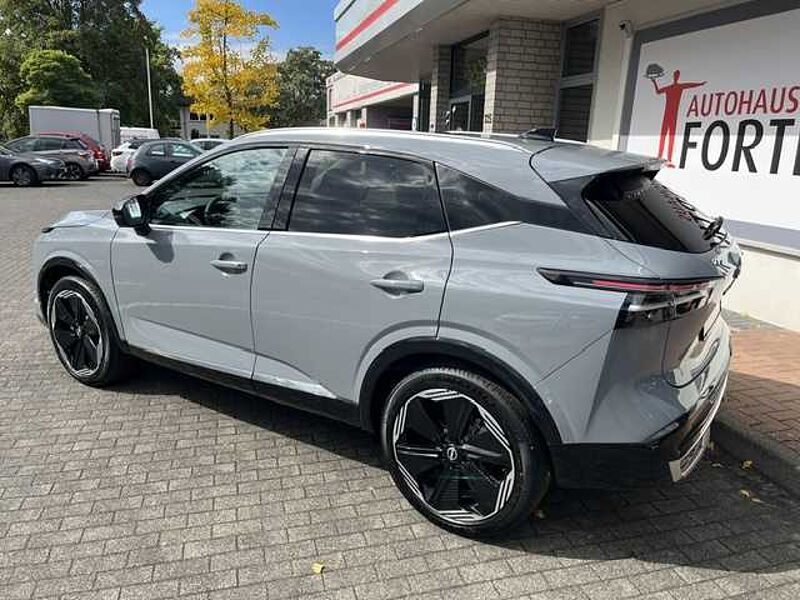 Nissan Qashqai 1.3MHEV Tekna Plus+ XTronic - Facelift Pano, Bose, 20'