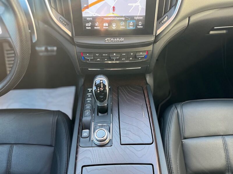 Maserati Ghibli S Q4 GranSport - Kamera, LED, 20' Zoll, Navi