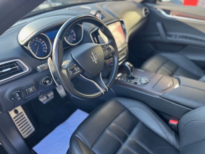 Maserati Ghibli S Q4 GranSport - Kamera, LED, 20' Zoll, Navi