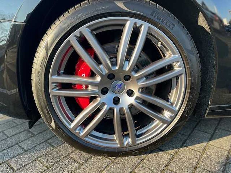 Maserati Ghibli S Q4 GranSport - Kamera, LED, 20' Zoll, Navi