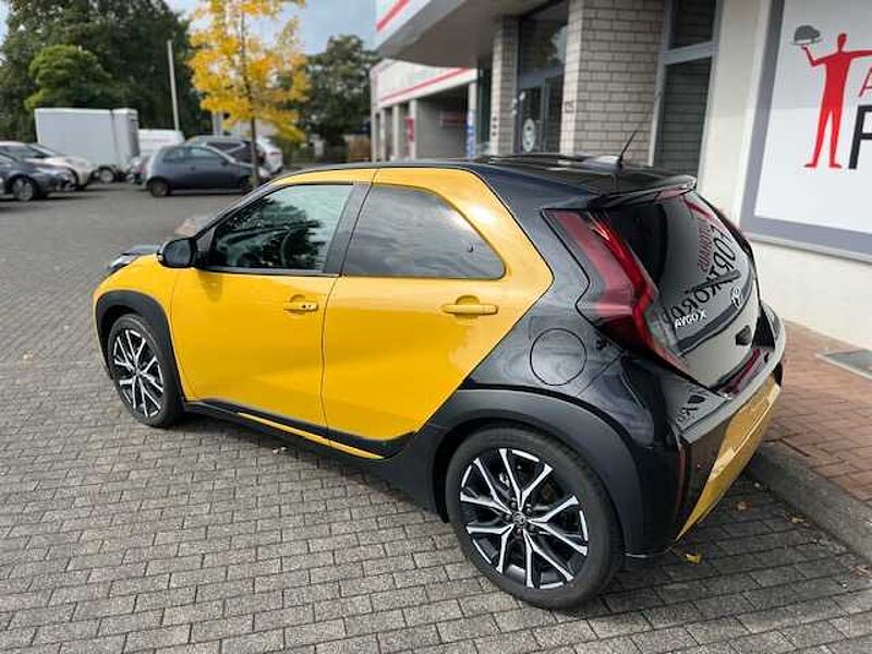 Toyota Aygo X Hybrid - GR SPORT - Automatik - Navi, LED