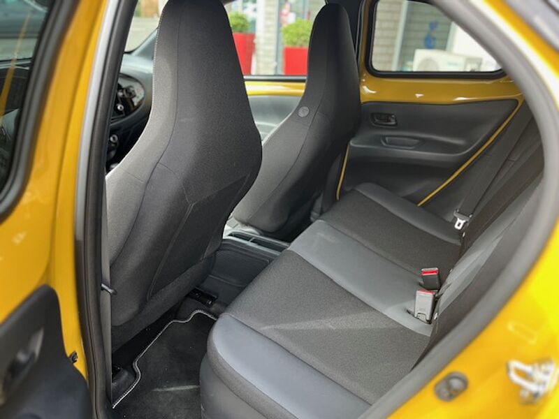 Toyota Aygo X Hybrid - GR SPORT - Automatik - Navi, LED