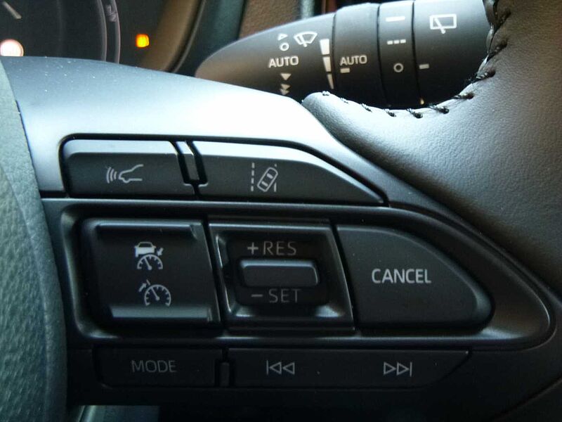 Toyota Aygo X Pulse Edition - LED, Navi, SZ, PDC, Alu 18'