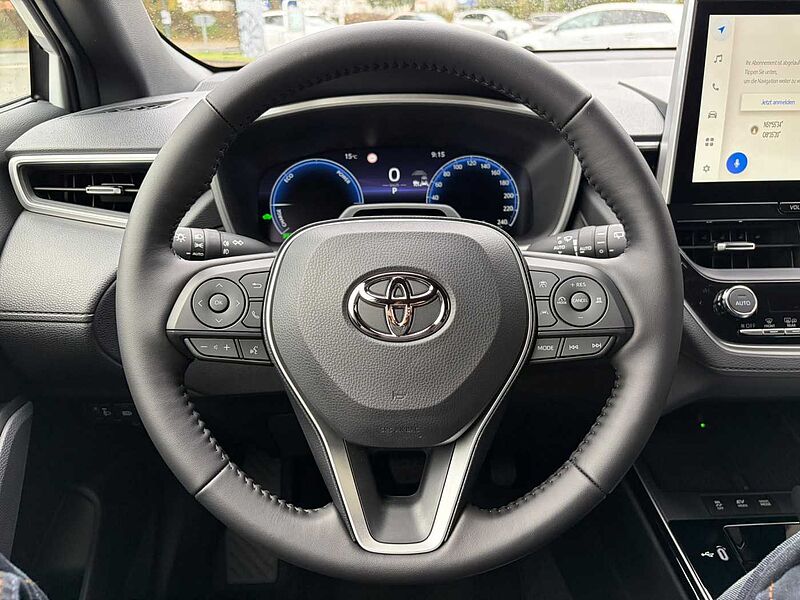 Toyota Corolla Cross 2.0 Hybrid Style - NAVI, LHZ, LED, PDC, SZ