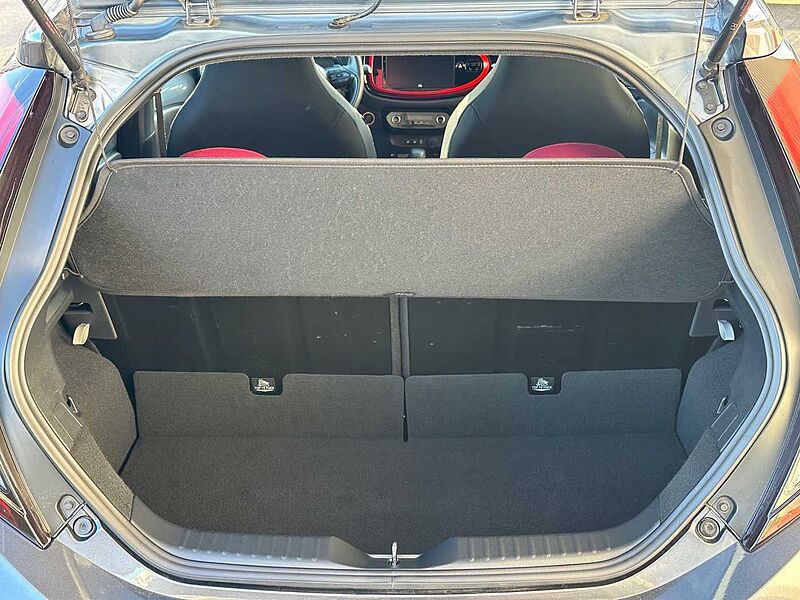 Toyota Aygo X Undercover - AHK. , JBL, LED, Navi, SZ, PDC, Alu
